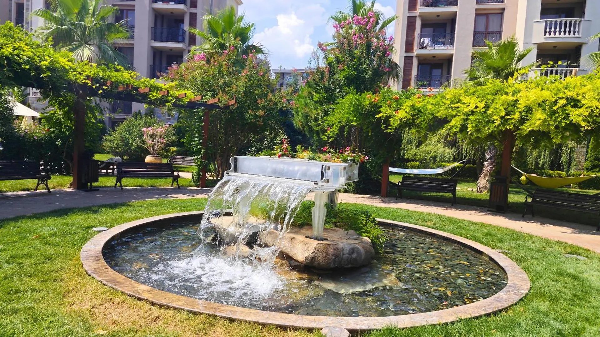 Apartment Attractive Studio-Apartment In Sunny Beach Cascadas Family Resort